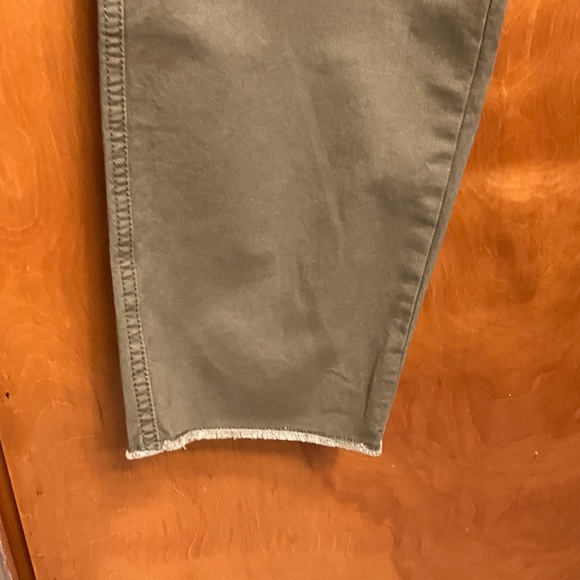 BANANA REPUBLIC. “Campground” Slim Mid-Rise Pants Ankle Pants. Size 6. NWT - Picture 6 of 11